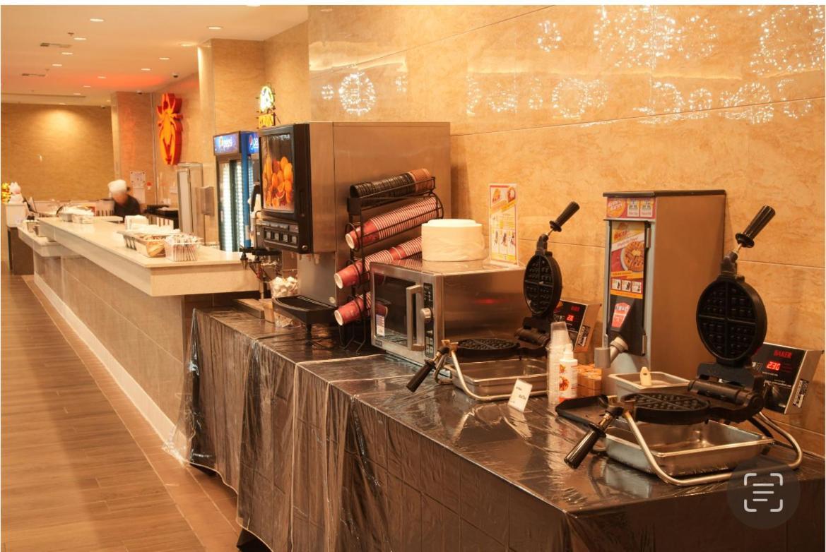 La Crystal Hotel -Los Angeles-Long Beach Area Carson Bagian luar foto