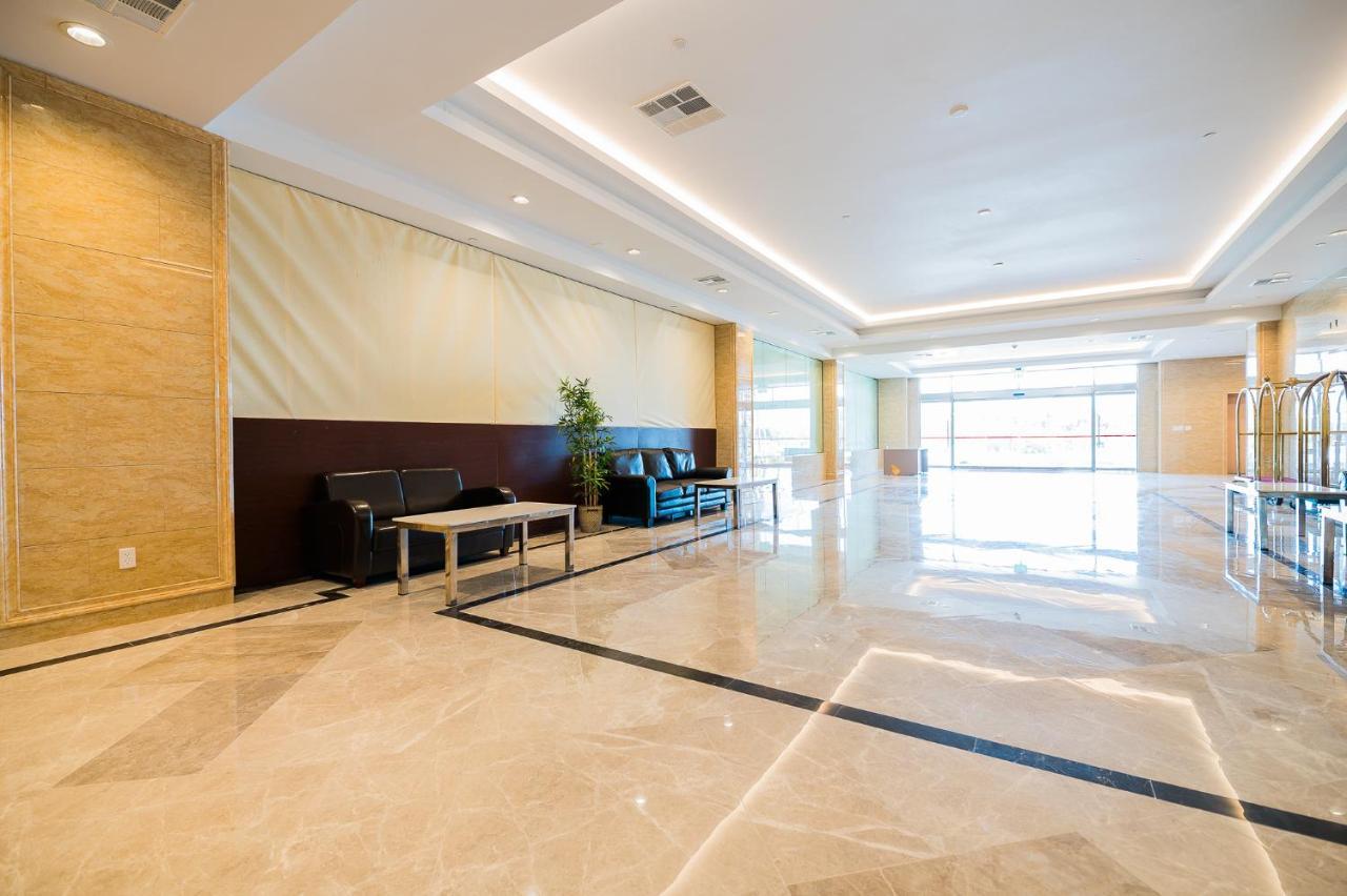La Crystal Hotel -Los Angeles-Long Beach Area Carson Bagian luar foto